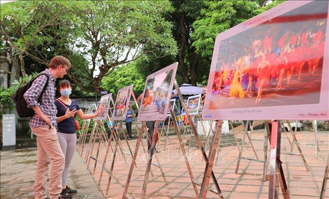 'Sắc màu văn hóa Thủ đô' với những góc nhìn sâu sắc