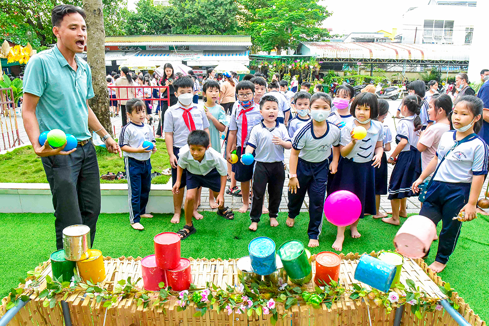 Trường Tiểu học Nguyễn Du tổ chức hoạt động chào mừng kỷ niệm 190 năm thành lập tỉnh An Giang (1832- 2022)