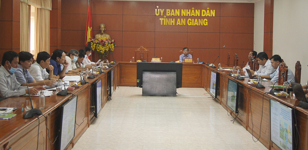 Đẩy mạnh chuyển đổi số trong xây dựng nông thôn mới