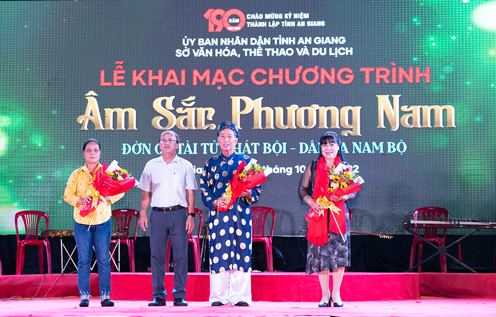 An Giang khai mạc Chương trình tái hiện, giới thiệu di sản văn hóa phi vật thể loại hình nghệ thuật trình diễn dân gian