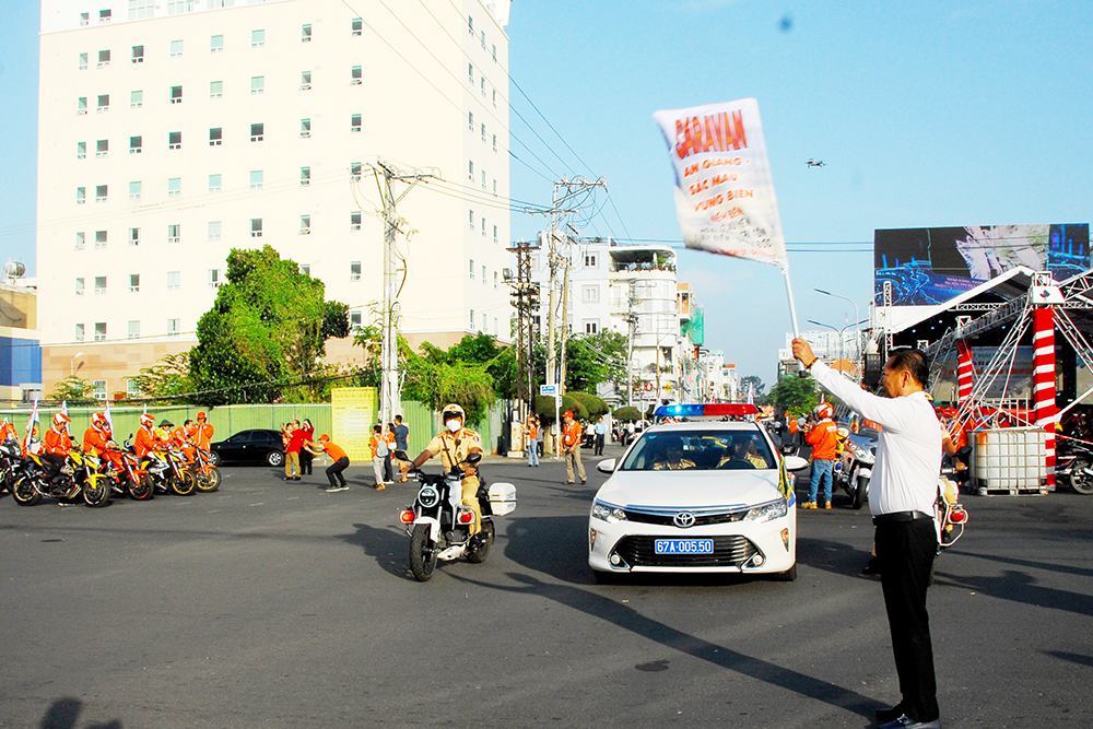 Xuất phát Chương trình Caravan "An Giang - Sắc màu vùng biên"