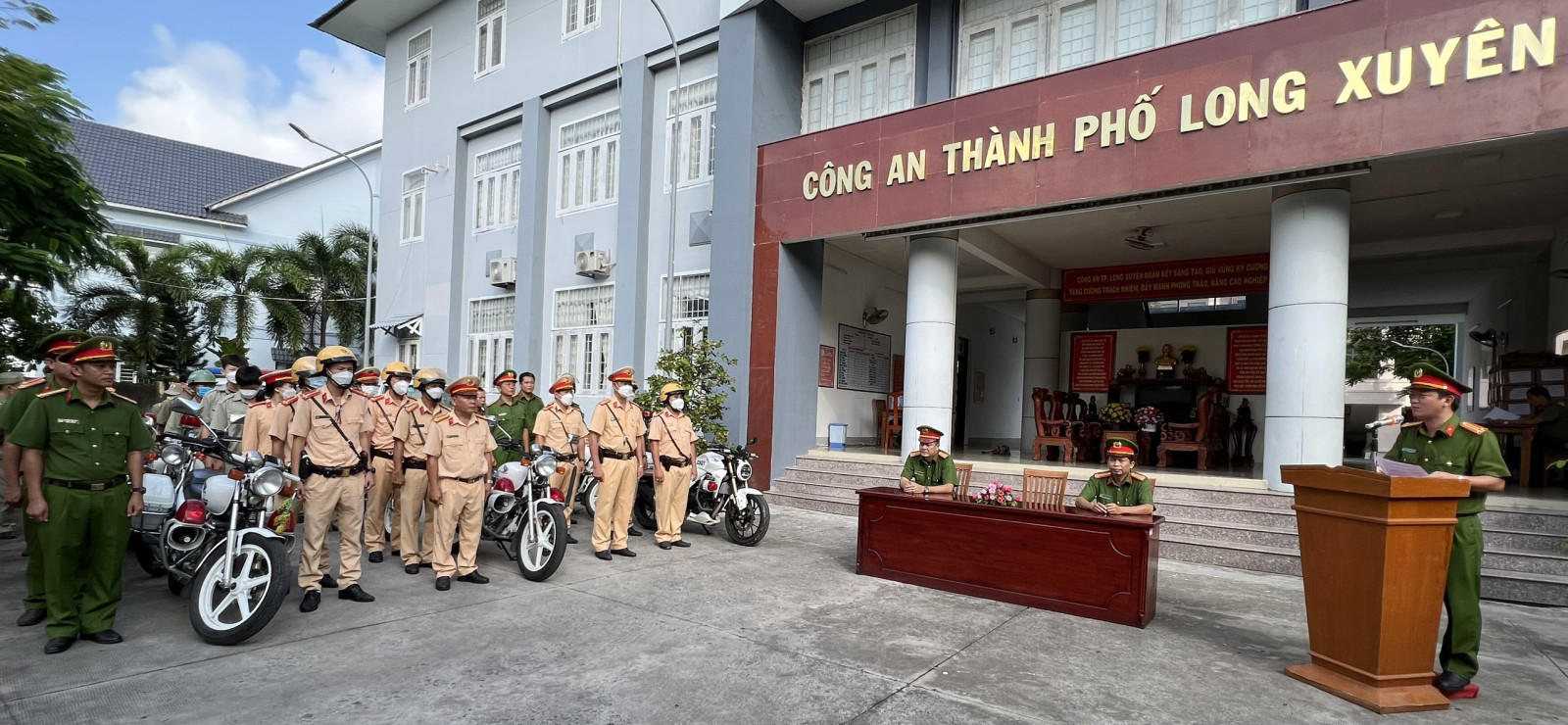 Công an An Giang ra quân cao điểm bảo đảm trật tự, an toàn giao thông, trật tự xã hội cao điểm Tết
