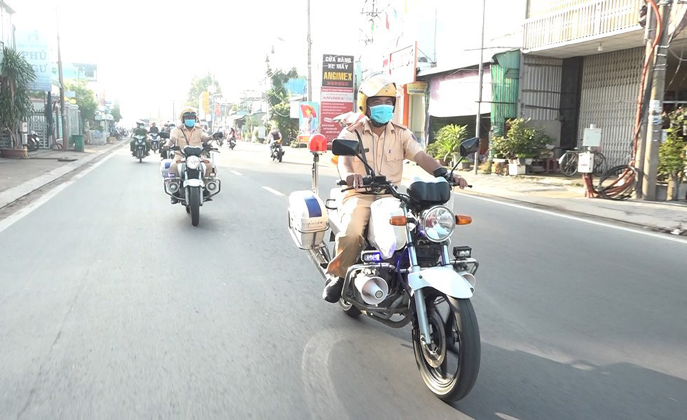 Công an An Giang ra quân cao điểm bảo đảm trật tự, an toàn giao thông, trật tự xã hội cao điểm Tết