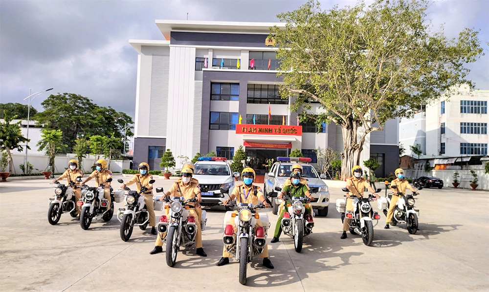 Công an An Giang ra quân cao điểm bảo đảm trật tự, an toàn giao thông, trật tự xã hội cao điểm Tết