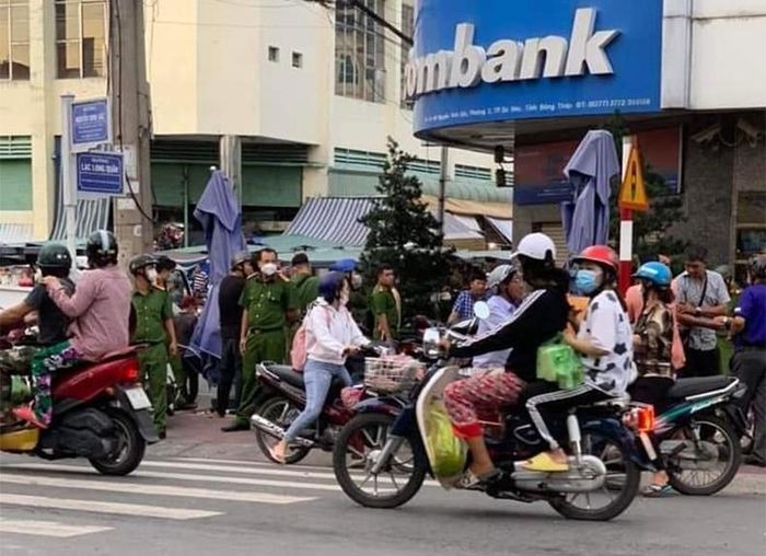 Đồng Tháp: Bắt thanh niên dùng súng giả cướp ngân hàng