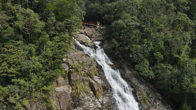 Mùa thu trên đỉnh Bạch Mã