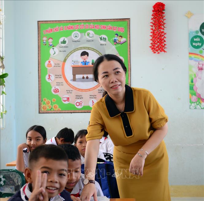 Duyên nợ với học sinh vùng khó khăn