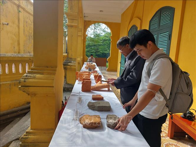 Phát hiện nhiều dấu tích kiến trúc mới tại khu vực trung tâm Hoàng thành Thăng Long