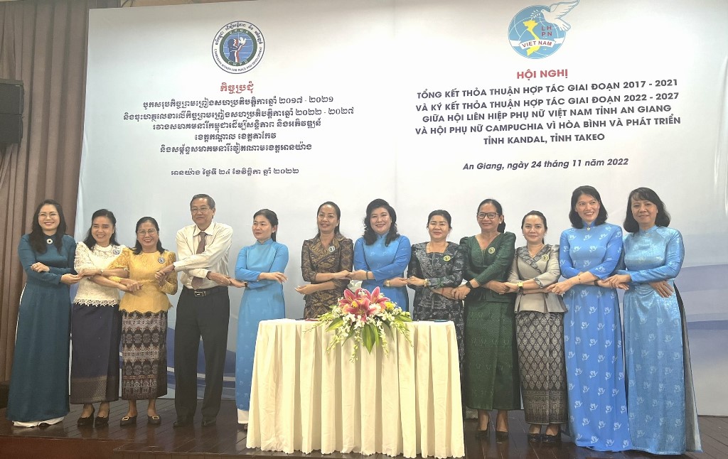 Tăng cường hợp tác giữa Hội Liên hiệp Phụ nữ An Giang và Hội Phụ nữ Campuchia vì hòa bình và phát triển 2 tỉnh Takeo, Kandal