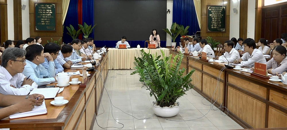 Ban Tuyên giáo Tỉnh ủy An Giang kiểm tra tại huyện Chợ Mới