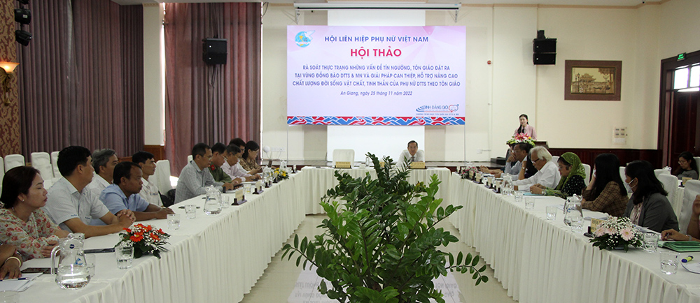 Hội thảo về tôn giáo vùng đồng bào dân tộc thiểu số