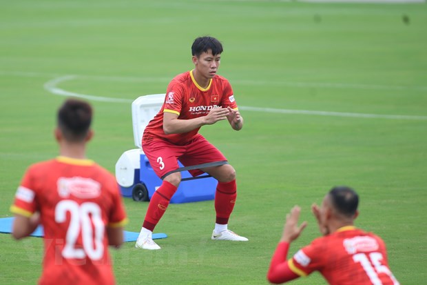 Bộ đôi trung vệ tuyển Việt Nam tự tin giữ sạch lưới trước CLB Dortmund
