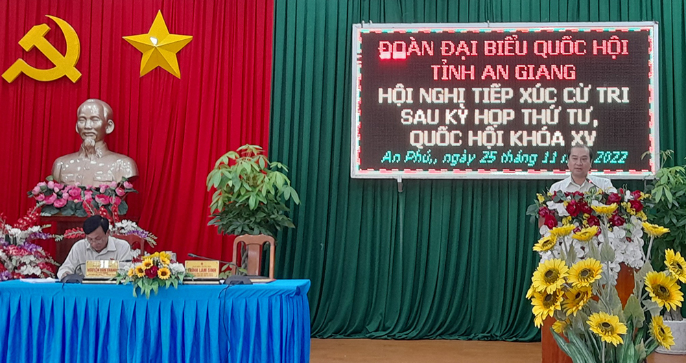 Đại biểu Quốc hội tiếp xúc cử tri huyện Tri Tôn và An Phú