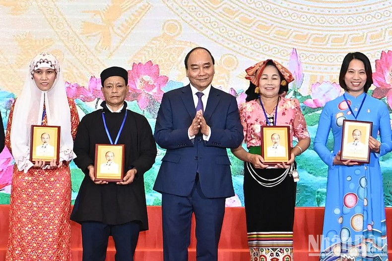Đề cao phương châm 'dân biết, dân bàn, dân làm, dân kiểm tra, dân giám sát, dân thụ hưởng' trong công tác Mặt trận