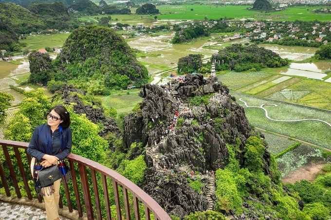 Khám phá điểm ngắm trên cao "triệu like" có tên gọi độc lạ ở Ninh Bình