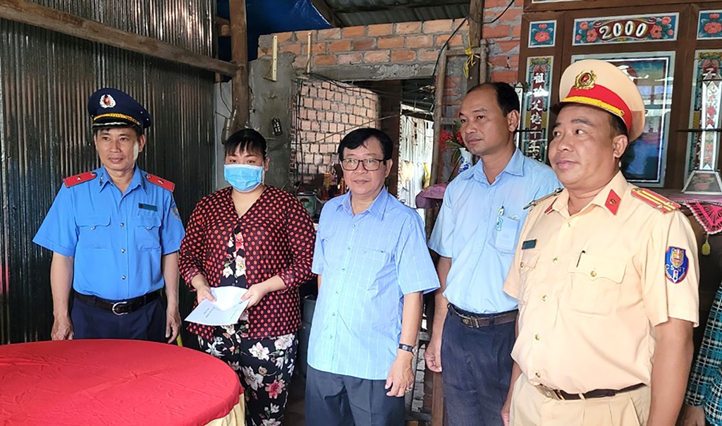 Nhiều hoạt động hưởng ứng “Ngày thế giới tưởng niệm các nạn nhân tử vong do tai nạn giao thông”