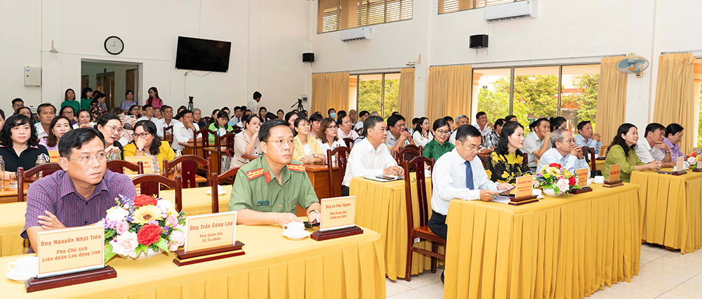 An Giang phát động đăng ký thực hiện Bộ tiêu chí ứng xử trong gia đình năm 2022