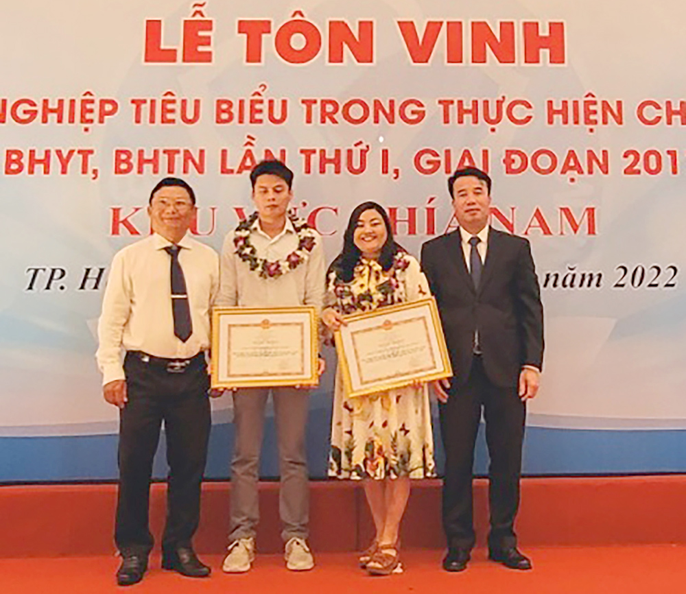 Xét chọn vinh danh, khen thưởng đơn vị sử dụng lao động, UBND cấp xã, cá nhân tiêu biểu