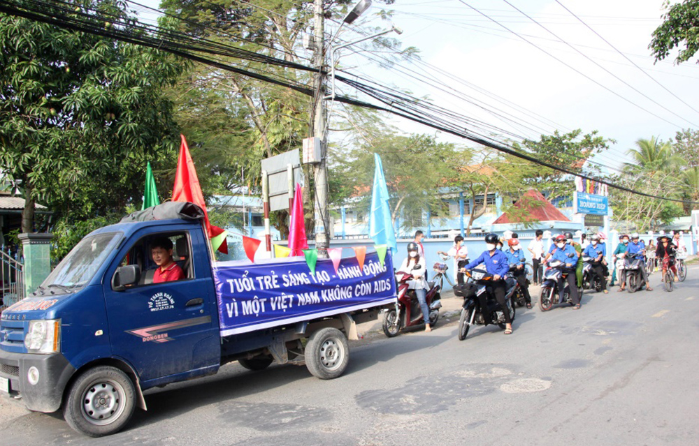 Chợ Mới ra quân Tháng hành động quốc gia phòng, chống HIV/AIDS năm 2022