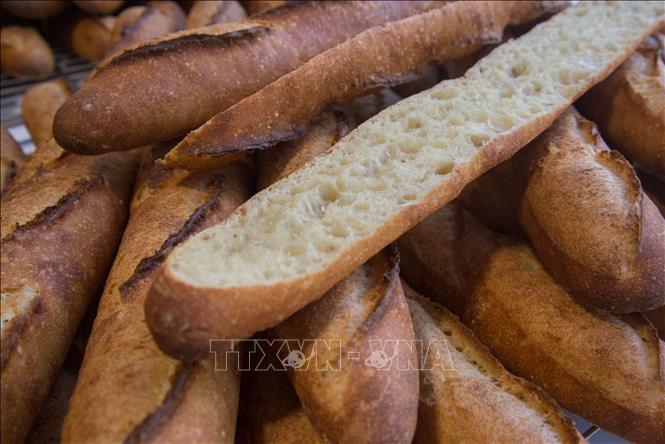 Văn hóa bánh mì (Pháp) và nghệ thuật múa mặt nạ (Hàn Quốc) được công nhận là di sản văn hóa phi vật thể