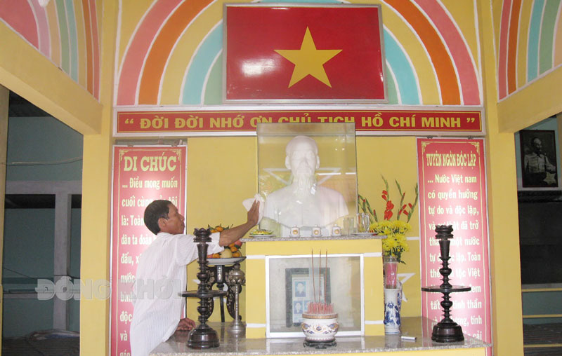 Bến Tre: Hộ dân xây dựng đền thờ Bác Hồ tại nhà