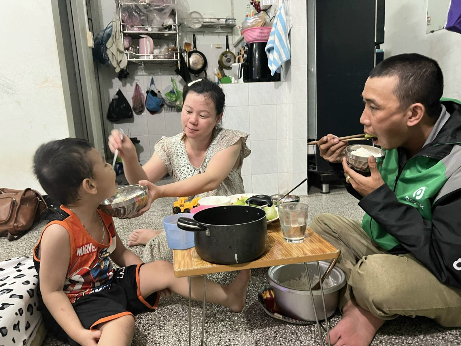 Hỗ trợ lao động bị mất việc dịp cuối năm