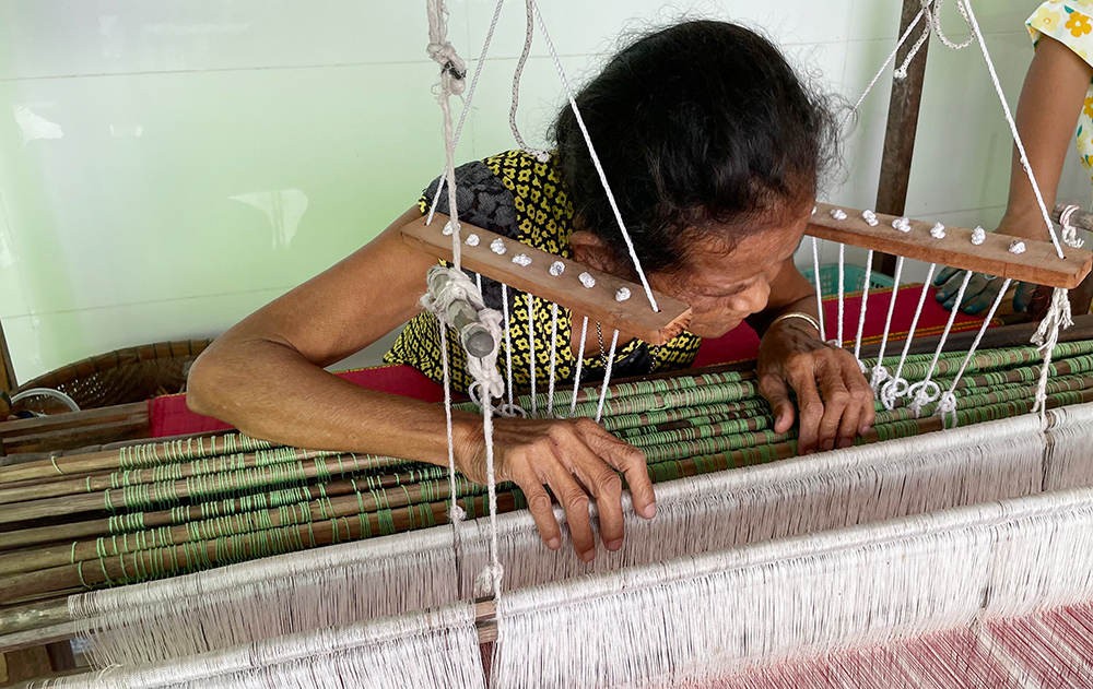 Tinh hoa thổ cẩm Khmer