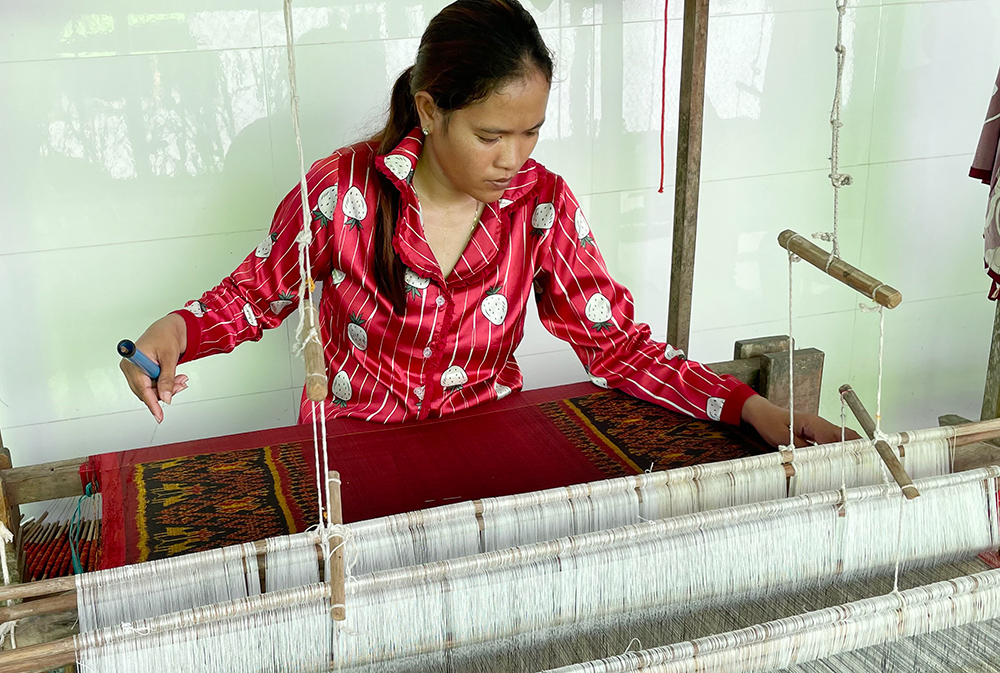 Tinh hoa thổ cẩm Khmer