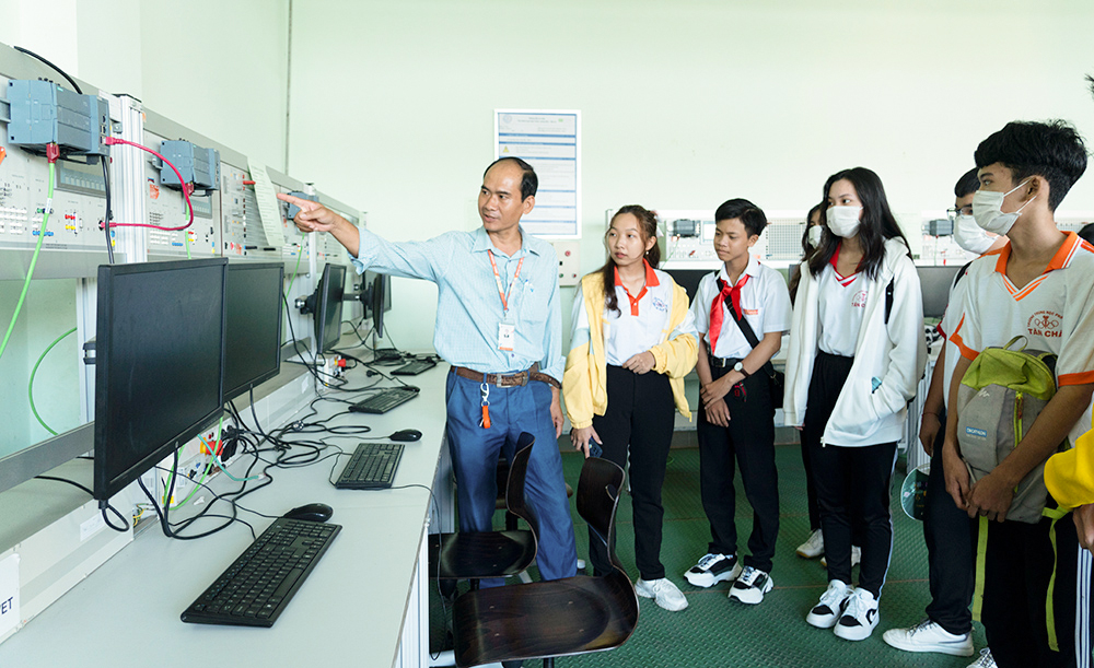 Trường Cao đẳng Nghề An Giang tổ chức Ngày hội tư vấn tuyển sinh, hướng nghiệp và việc làm năm 2022