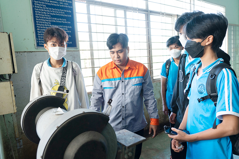 Trường Cao đẳng Nghề An Giang tổ chức Ngày hội tư vấn tuyển sinh, hướng nghiệp và việc làm năm 2022