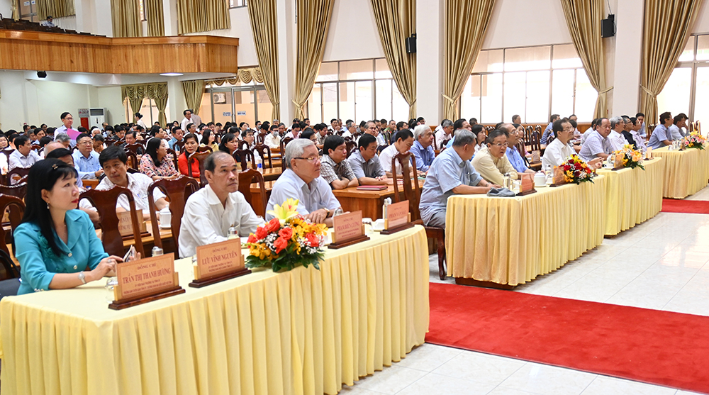 Quán triệt Nghị quyết Hội nghị lần thứ 6, Ban Chấp hành Trung ương Đảng (khóa XIII)