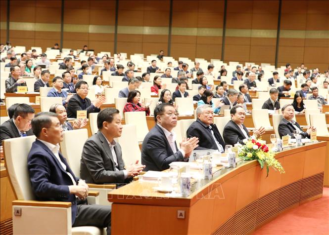 Giải pháp trọng tâm xây dựng và hoàn thiện Nhà nước pháp quyền XHCN