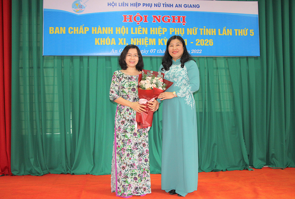 Đồng chí Quang Lê Hồng Chuyên giữ chức vụ Phó Chủ tịch Hội Liên hiệp Phụ nữ tỉnh An Giang nhiệm kỳ 2021-2026