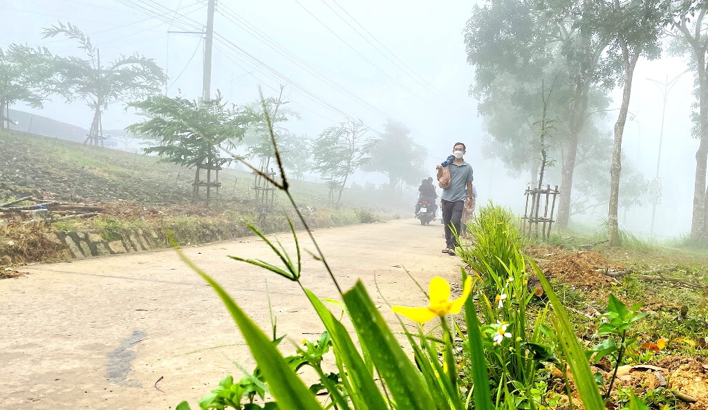 Ngắm chùa Vạn Linh trong mây