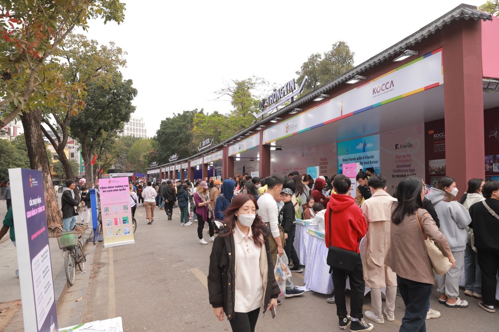 Sôi động khai mạc Lễ hội Văn hóa và Du lịch Hàn Quốc 2022