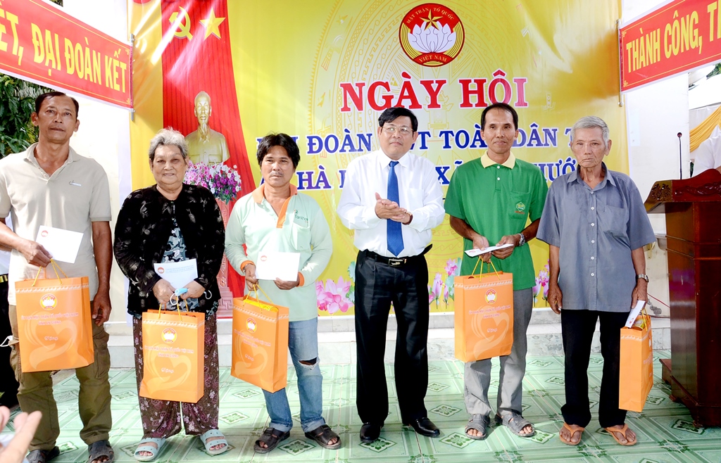 An Phú phát triển kinh tế - xã hội