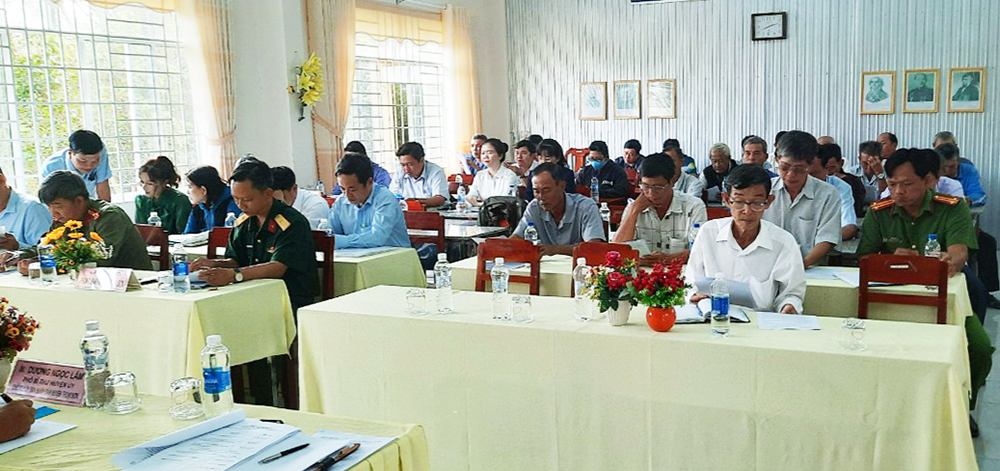 Tổ chức diễn đàn “Lắng nghe dân nói” ở xã Vĩnh Khánh