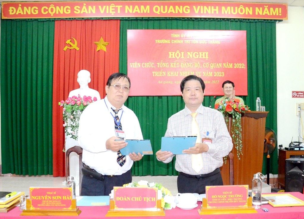 Trường Chính trị Tôn Đức Thắng tăng cường đoàn kết, đạt nhiều kết quả đào tạo, nghiên cứu khoa học