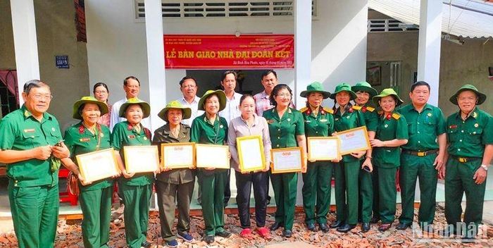 Ấm áp nghĩa tình trong những căn nhà mới ở Vĩnh Long