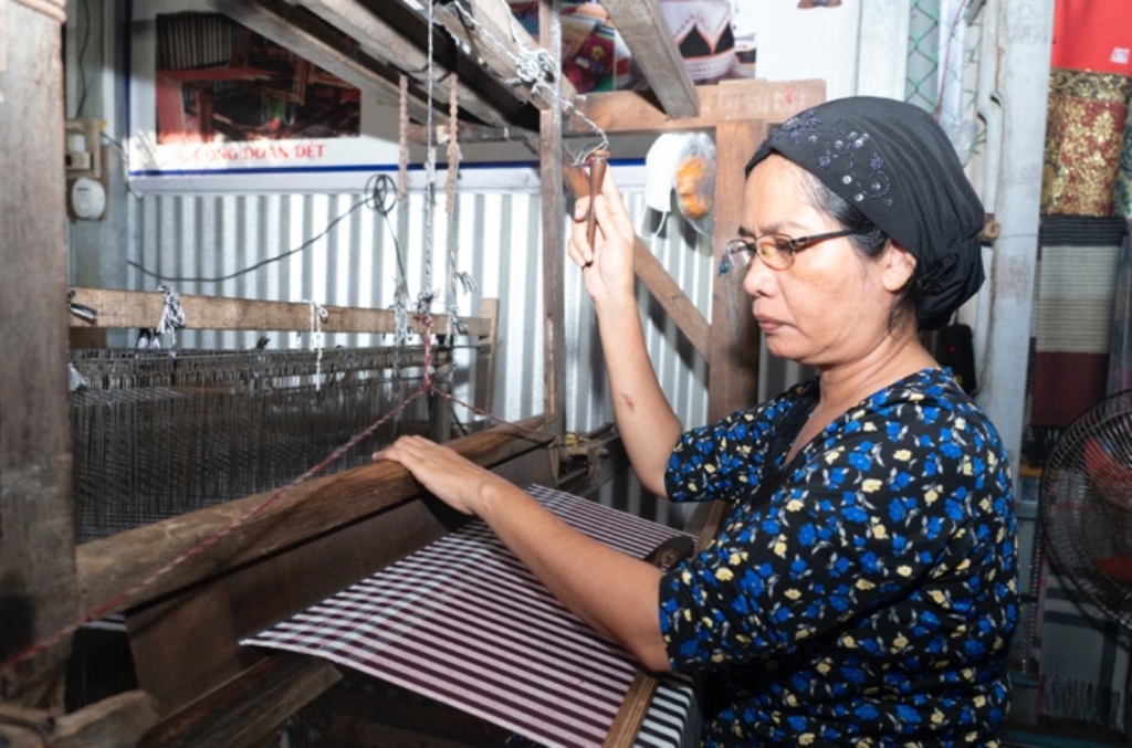 Những nghệ nhân “giữ hồn” nghề truyền thống