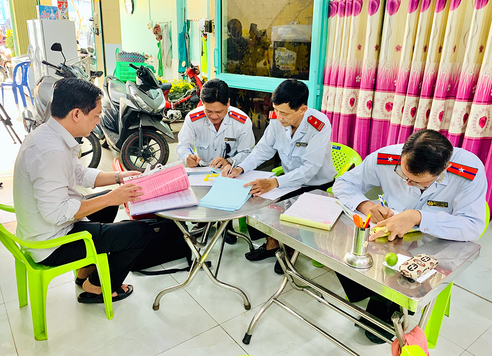 Kiểm tra an toàn thực phẩm ở TP. Long Xuyên