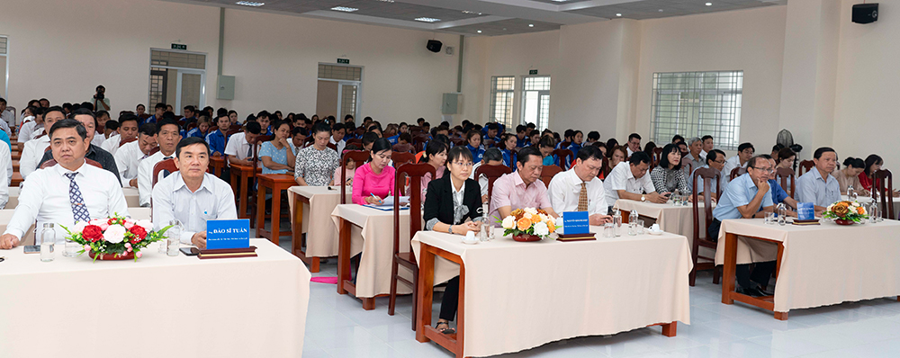 An Giang khen thưởng các huấn luyện viên, vận động viên có thành tích xuất sắc năm 2022
