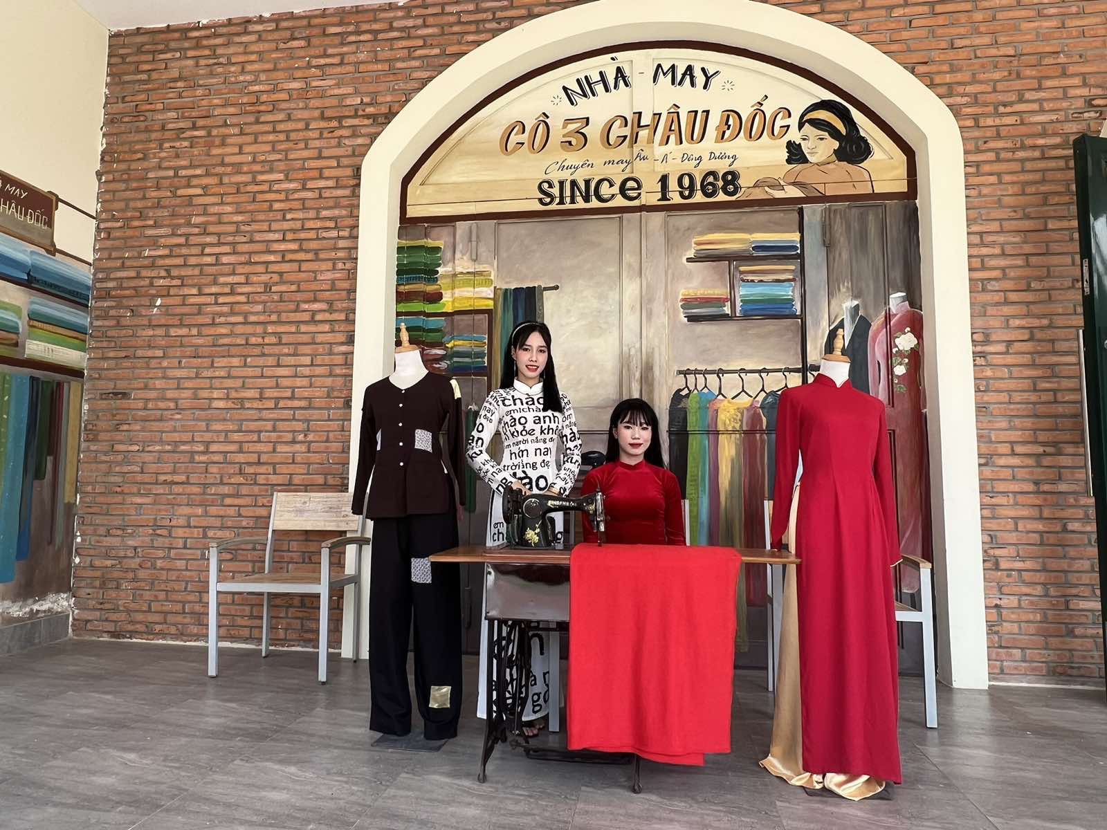 Miễn phí vé tham quan, Cáp treo núi Sam góp phần thu hút hàng chục ngàn du khách đến Khu Du lịch quốc gia núi Sam