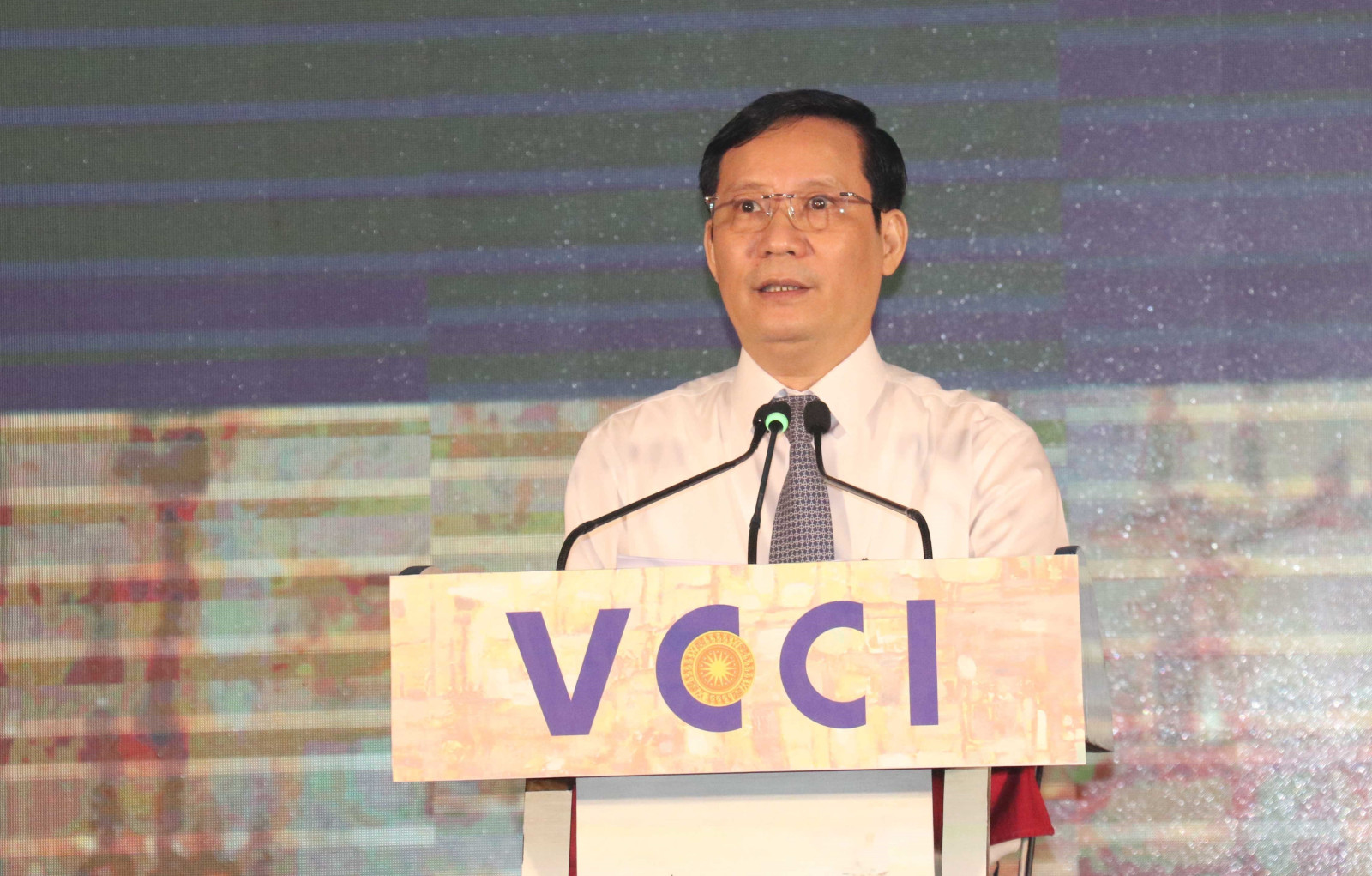 Doanh nghiệp kỳ vọng môi trường kinh doanh thuận lợi, an toàn
