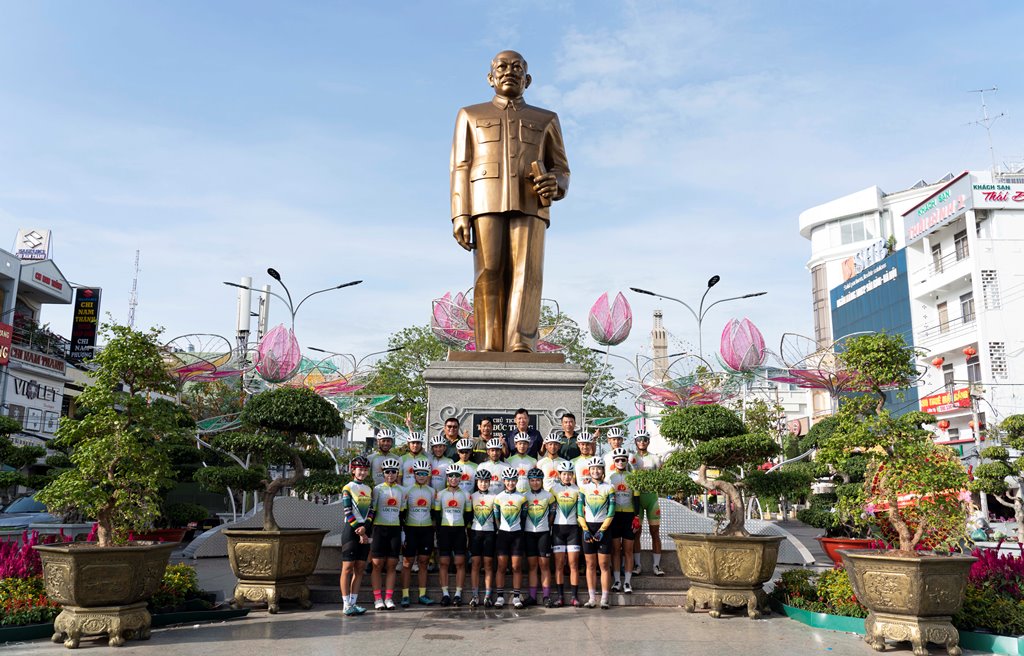 Xe đạp An Giang xuất quân đầu năm Quý Mão 2023