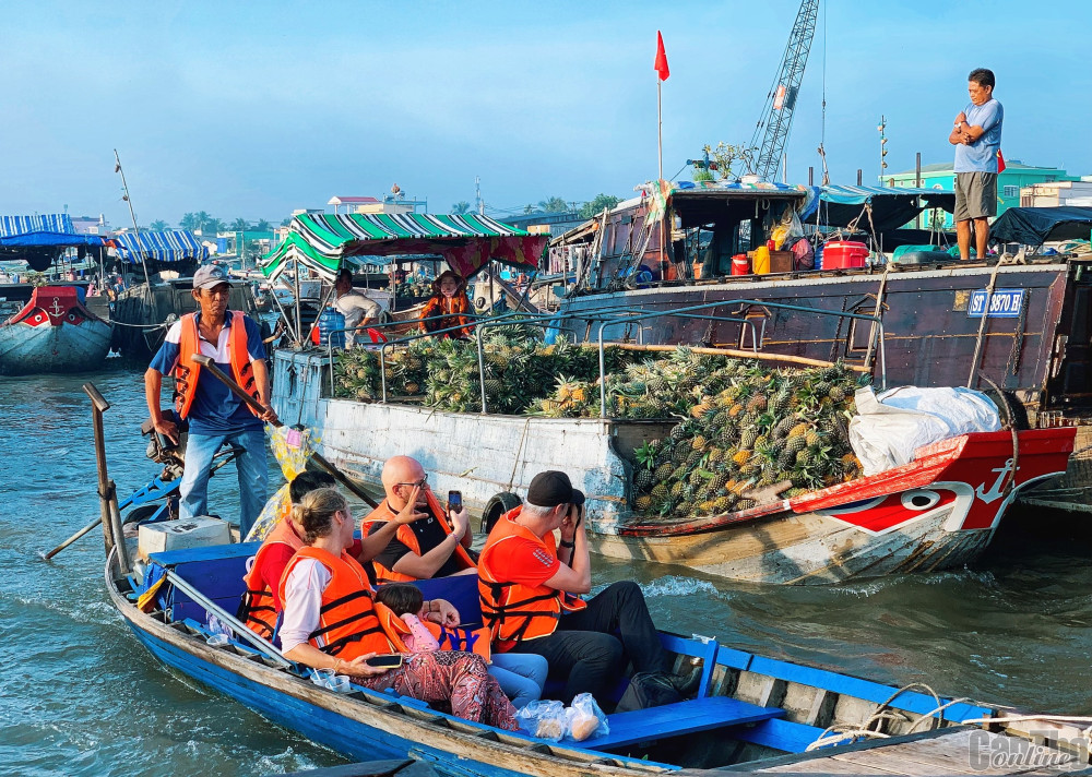 Du lịch Cần Thơ ngày Tết: Các điểm vườn sinh thái, điểm đến tâm linh thu hút du khách