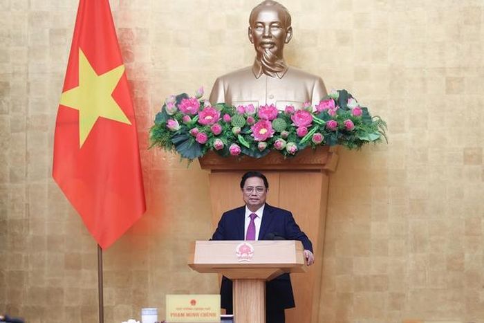 Thủ tướng yêu cầu khẩn trương xây dựng Nghị định quy định mức lương cơ sở