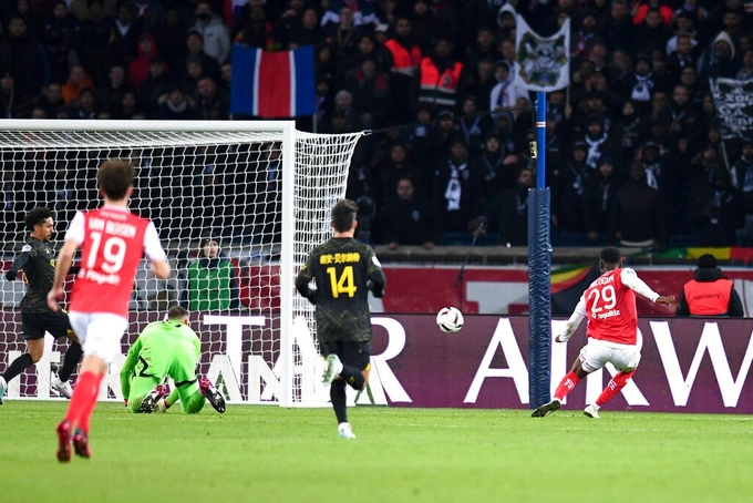 Neymar ghi bàn, PSG vẫn bị cầm hòa cay đắng ở phút bù giờ