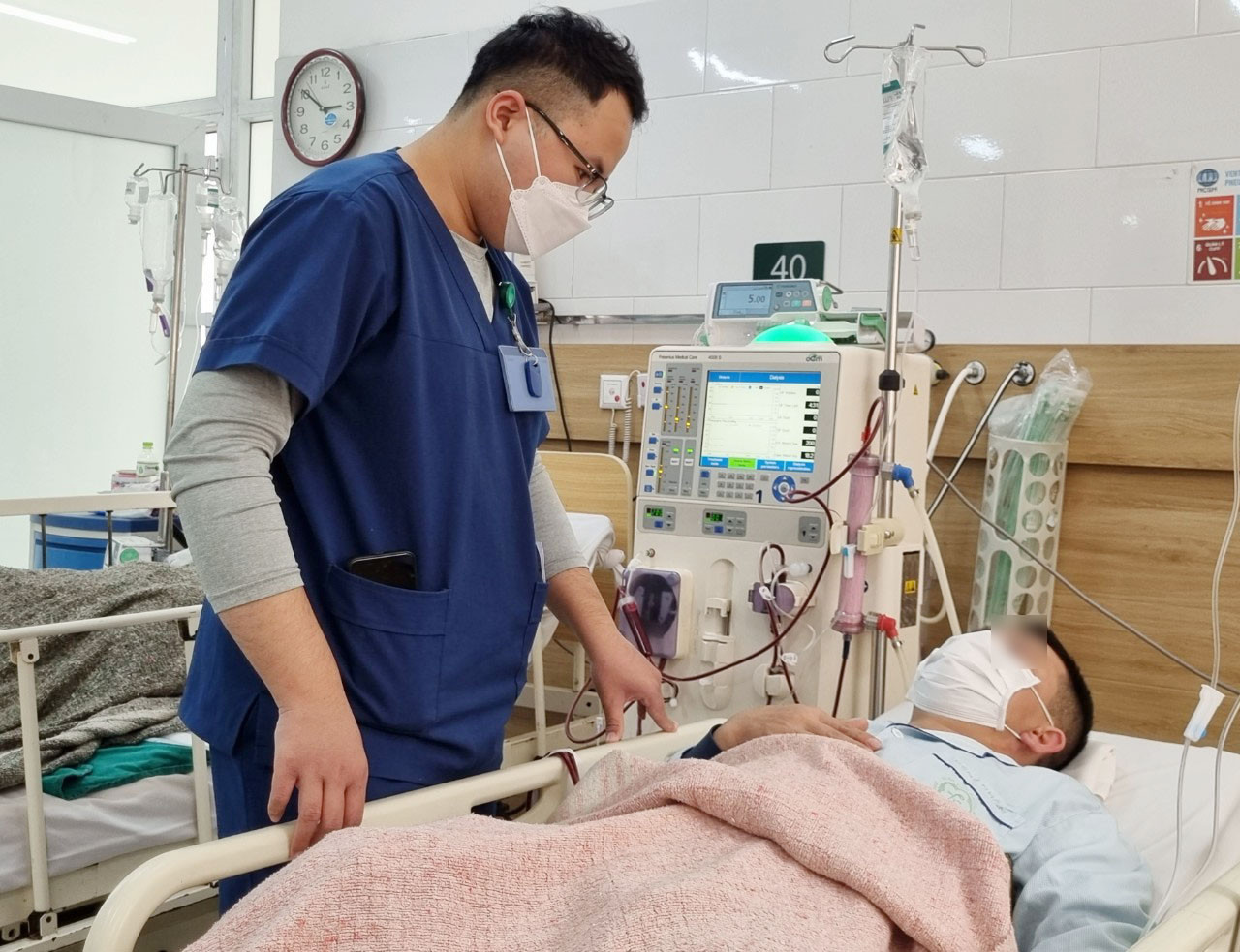 Dấu hiệu ngộ độc rượu cần đến viện ngay nếu không muốn mất mạng