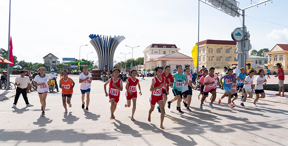 Tri Tôn Phát Triển Phong Trào Thể Dục - Thể Thao - Báo An Giang Online